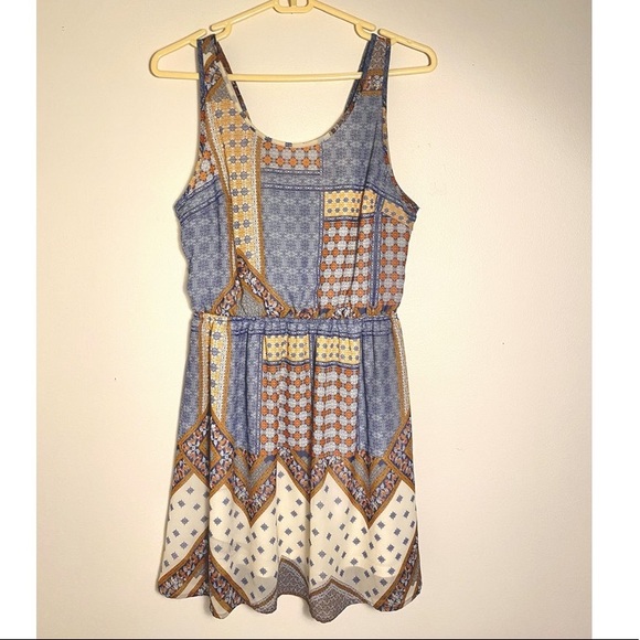 H&M Multi-Pattern Colored Dress - Picture 1 of 3